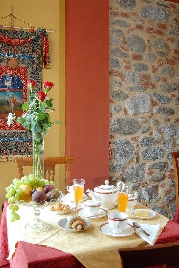 Hotel Ristorante Del Peso San Michele Mondovi Exteriör bild