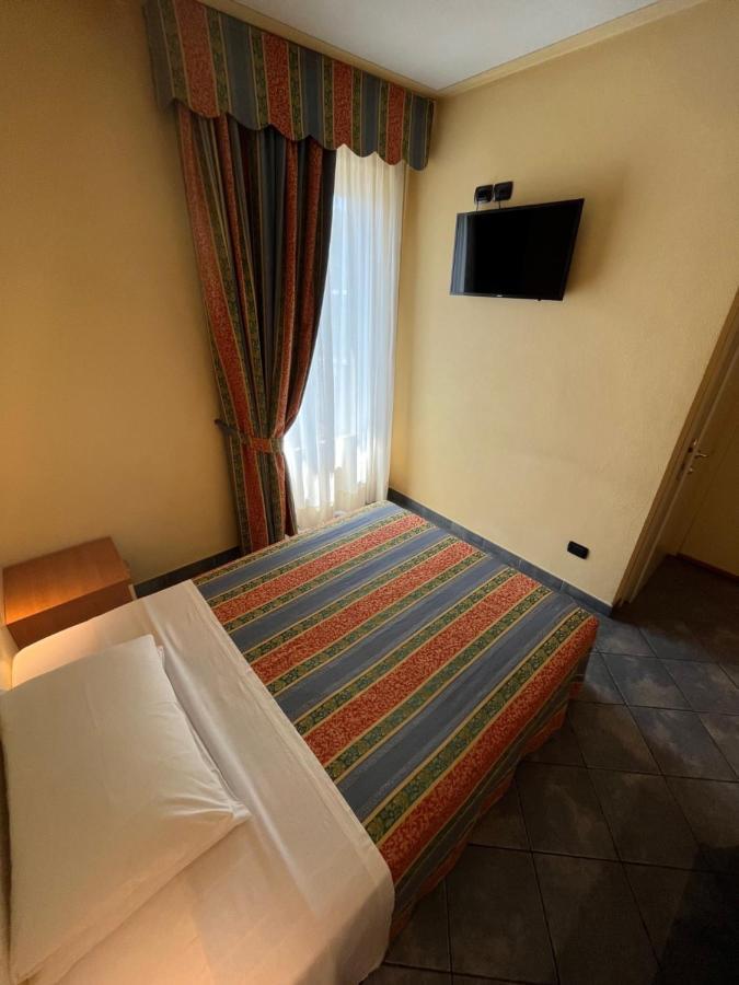 Hotel Ristorante Del Peso San Michele Mondovi Exteriör bild