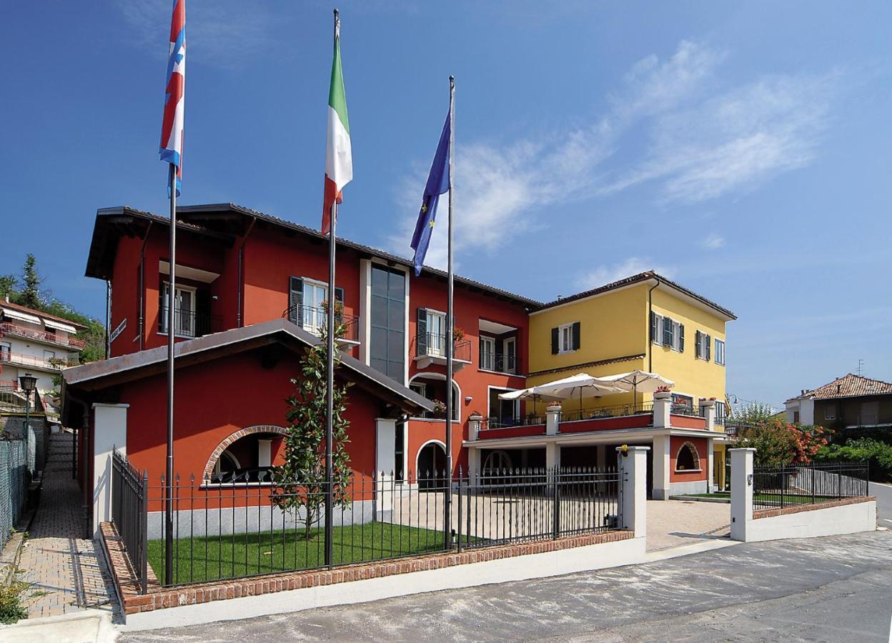 Hotel Ristorante Del Peso San Michele Mondovi Exteriör bild